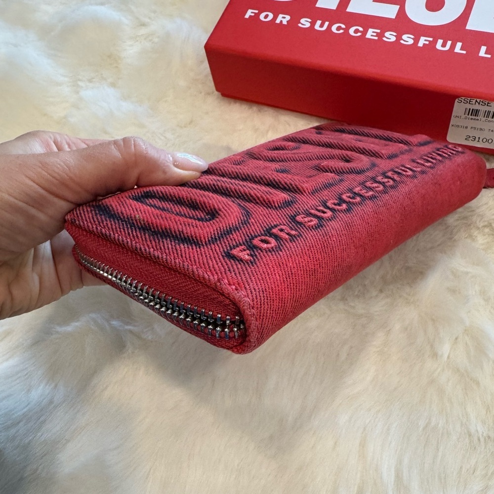 DIESEL Red Denim Zip-Around Continental Wallet - Picture 6 of 10